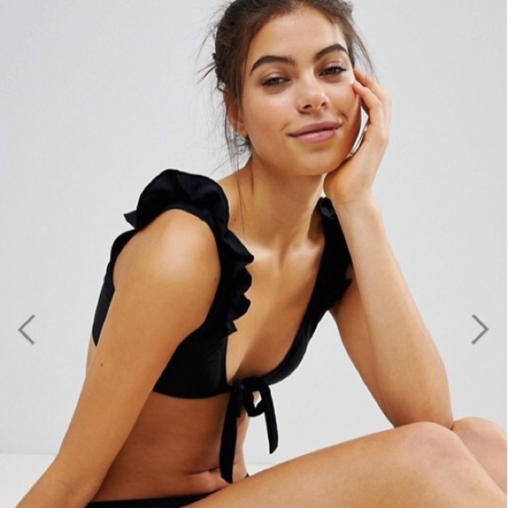 Missguided Frill Shoulder Tie Front Bikini Top